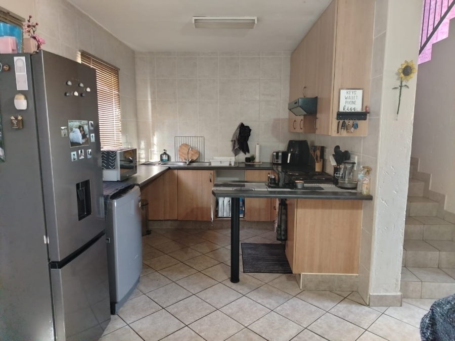 2 Bedroom Property for Sale in Vaalpark Free State